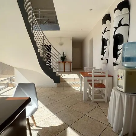 Sizanazo Guest House - Double Room Johannesburg Exterior photo